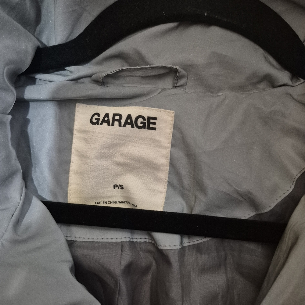 Reflective Puffer Jacket - Picture 6 of 6